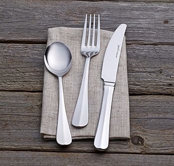 baguette premium cutlery on napkin opt